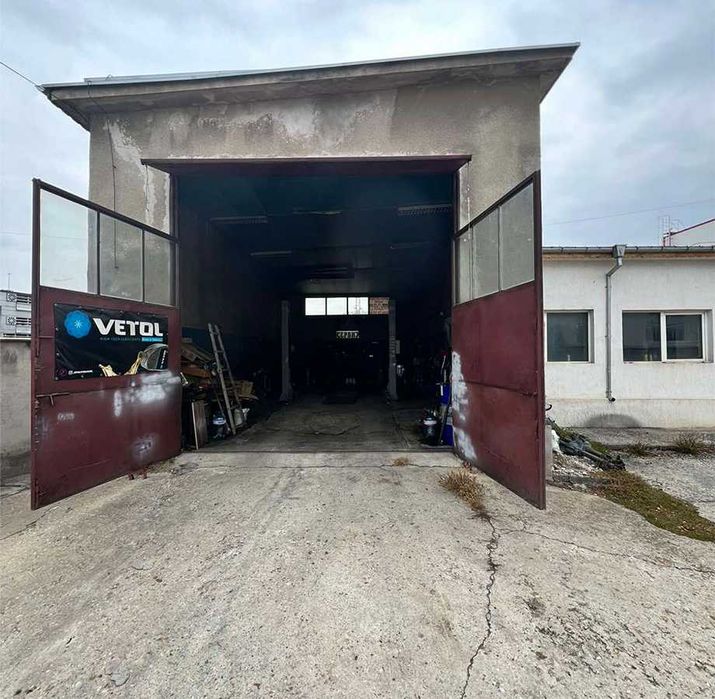 Продава се Промишлена сграда в Търговище, Център - 1628 кв.м за 306 €/кв.м - Снимка #4