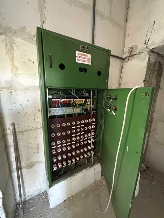 Продава се Магазин в Пловдив, Гагарин - 410 кв.м за 899 €/кв.м - Снимка #9