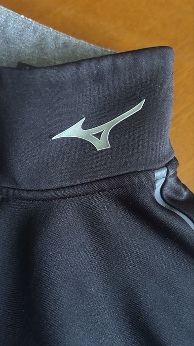 Продаю спартивку Mizuno Perfomance