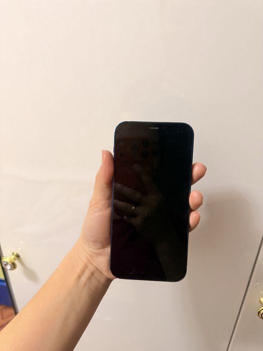 Айфон 12 128гб с коробкой