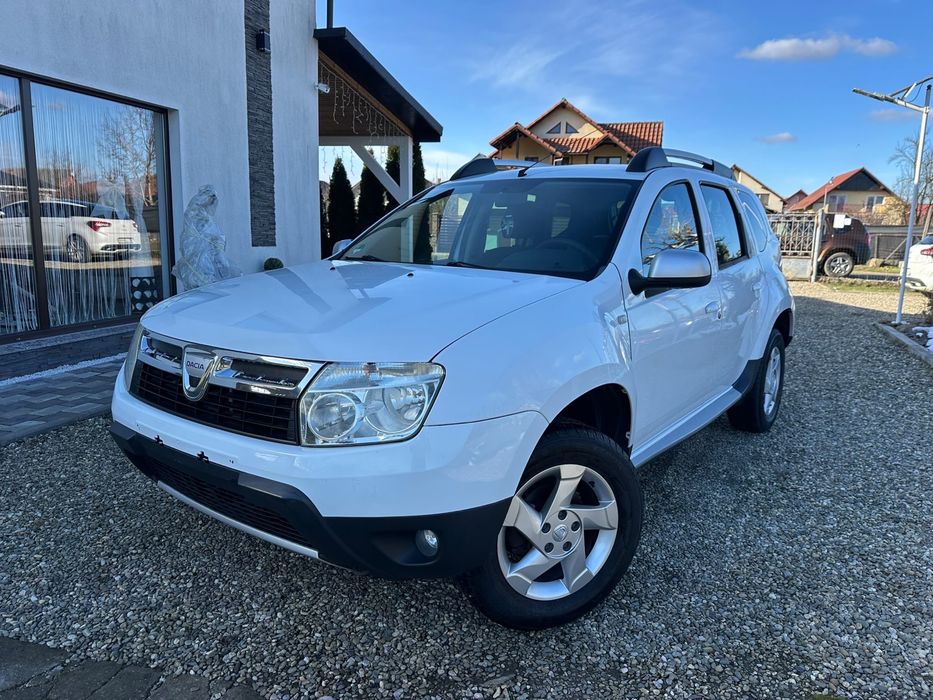 Dacia Duster 1,6  105 Cp Benzina 2011