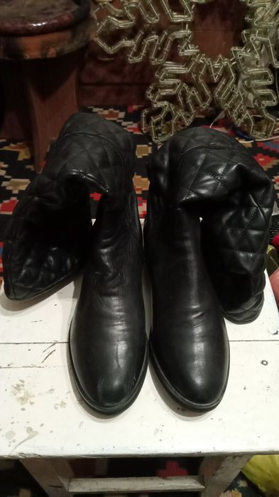 Продам итальянские женские зимние сапоги б/У.