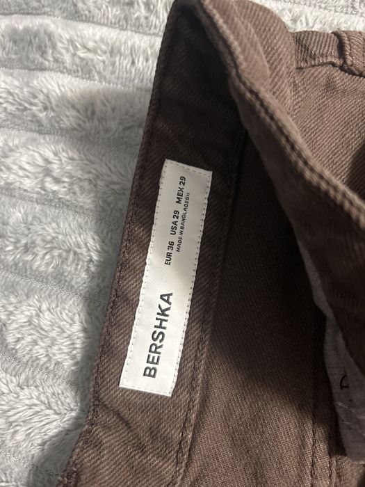 Джинсы Bershka бу