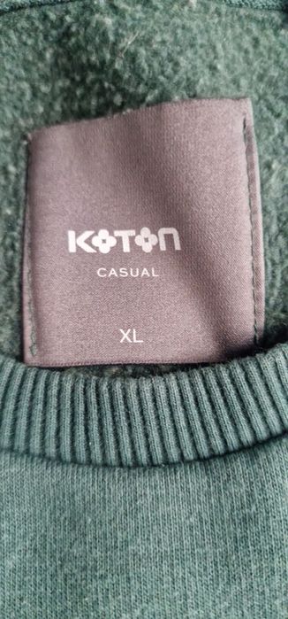 Pulover moton, marime XL, stare foarte buna, purtat ocazional
