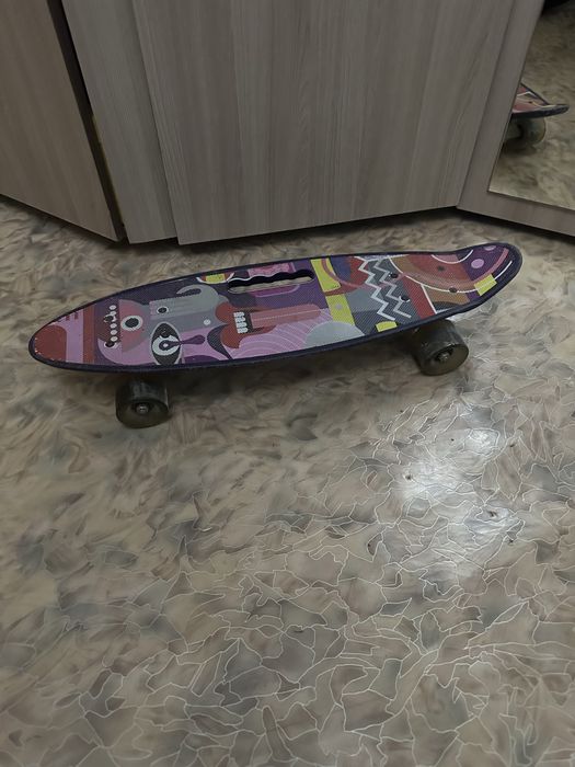 Продам трюковой самокат и скейтборд