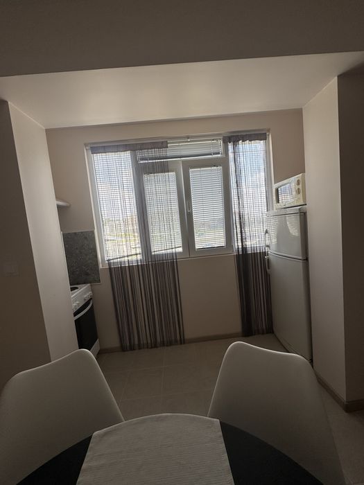 Дава се под наем Двустаен апартамент в Шумен, Боян Българанов 1 - 65 кв.м за 280.5 € - Снимка #4