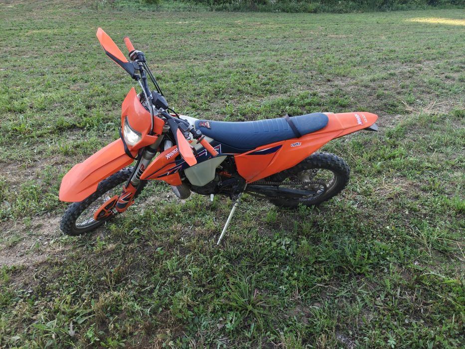 Vând KTM exc 300 Tpi