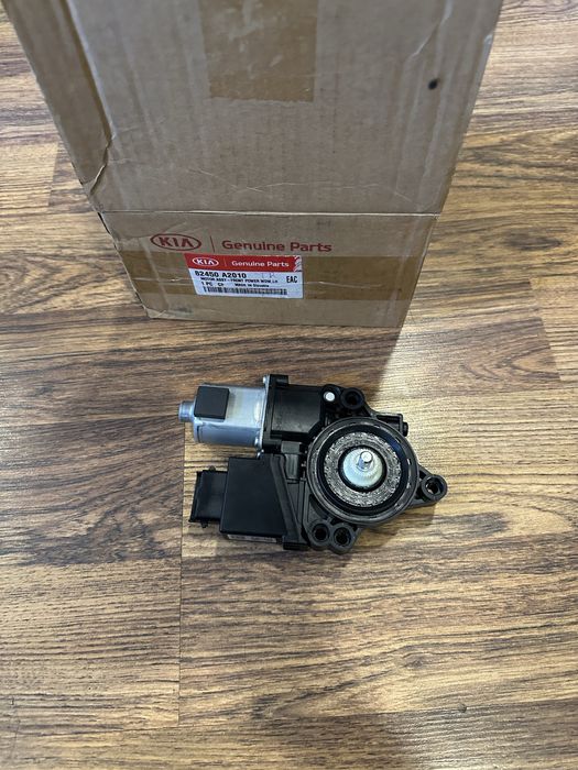 Моторчик стеклоподъемника Kia Cee’d