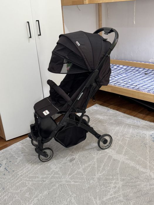 Продам прогулочная коляска испол только дома