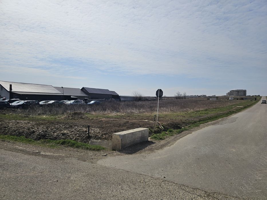 Proprietar- Vand loturi teren intravilan-Ideal pentru casa-Rachiti