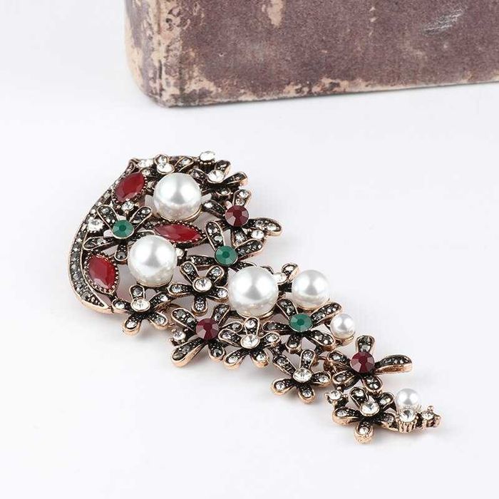 Броши 7 видов. Прекрасный подарок себе и близким.