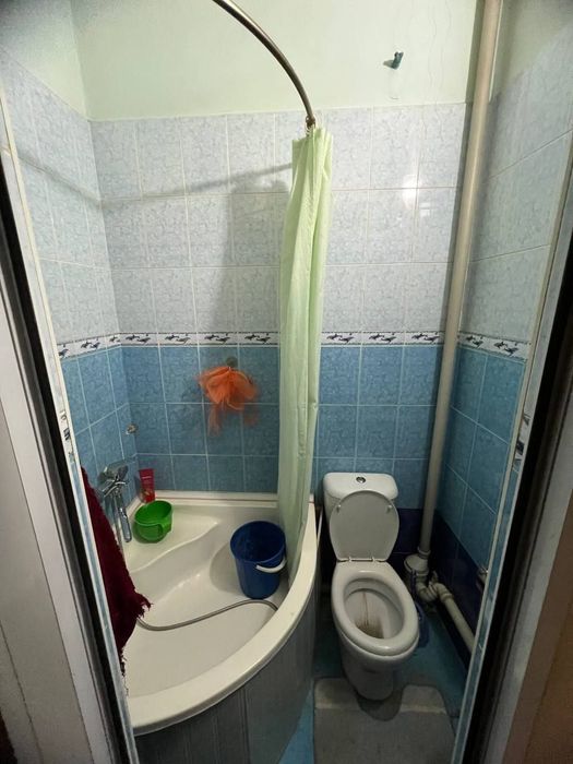 2 каватлик бино 2этаж яшашга таййор кириб яшаса хам болади!