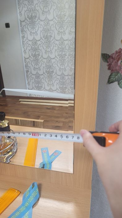 Стенка в прихожую