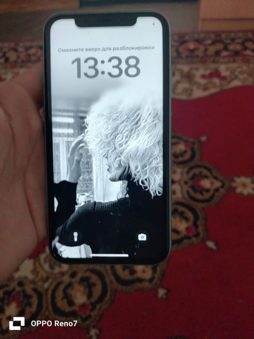 Продам iPhone 11