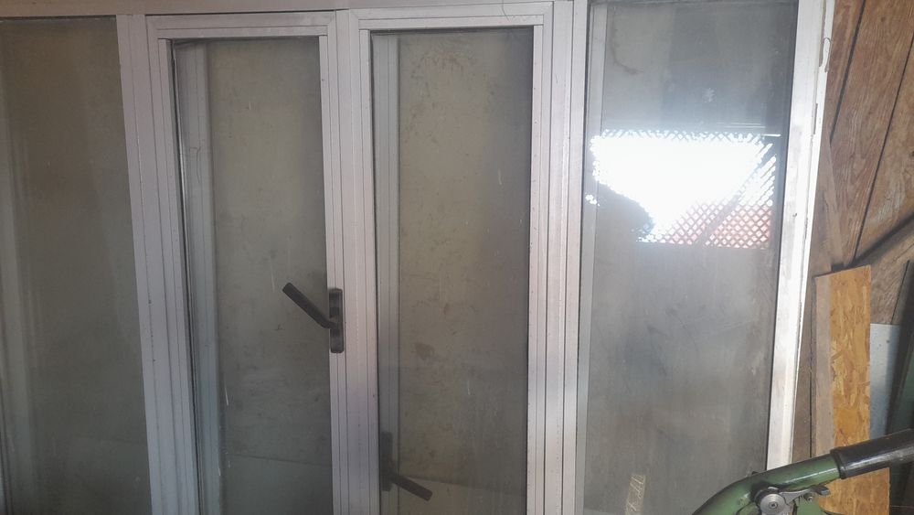 Geam termopan din aluminiu