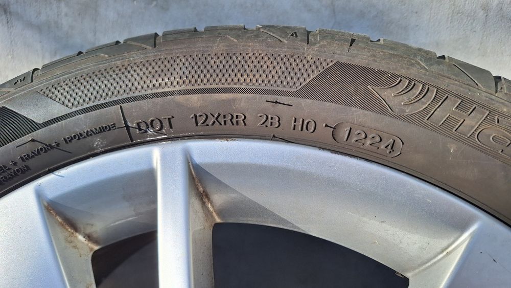 Vand roti originale Skoda pe 17". Aceste provin de la masina personala