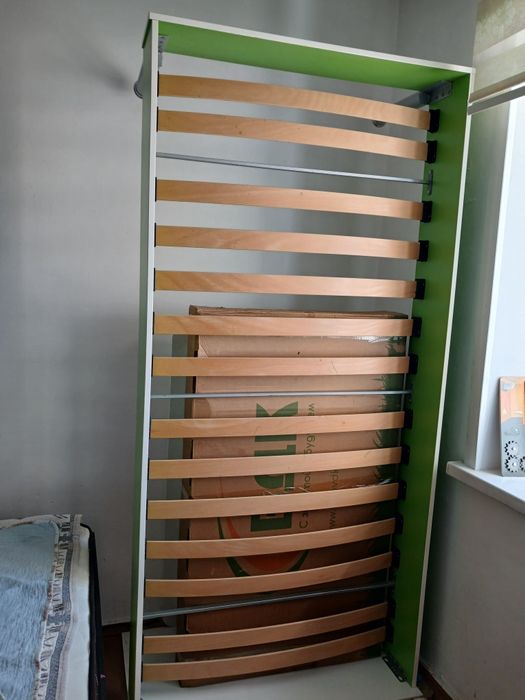 Срочно продам односпальная кровать  и комодТурция