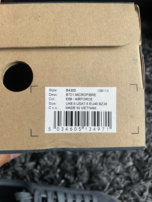 Adidasi eleganti Fred Perry - piele intoarsa - marimea 40