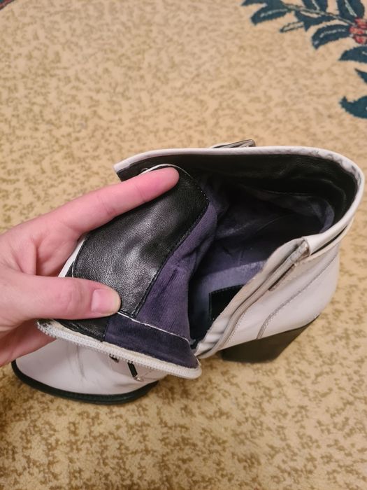 Женские ботинки Basconi