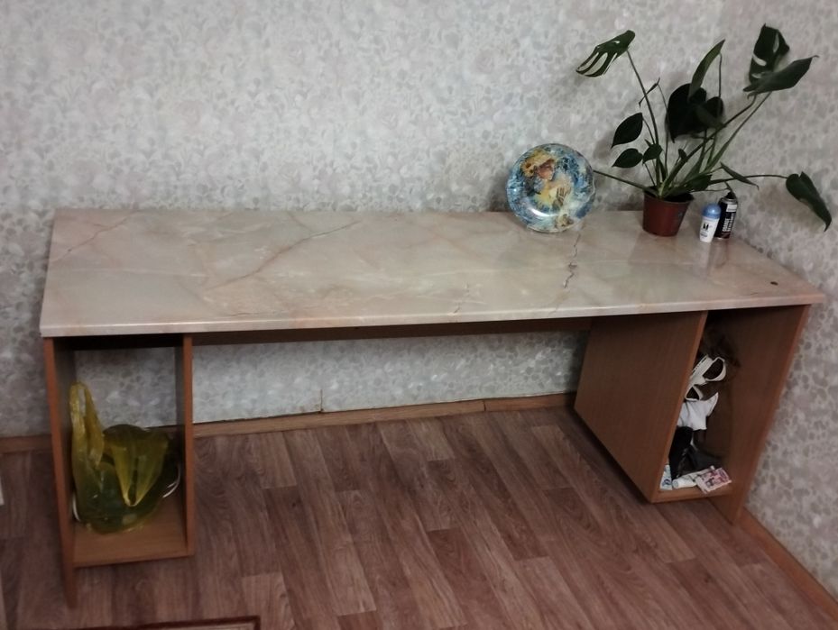 Стол хорошего качества