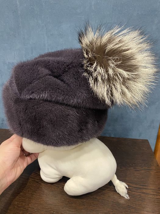 Продам норковую шапку.