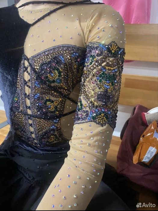 Платье для фигурного катания