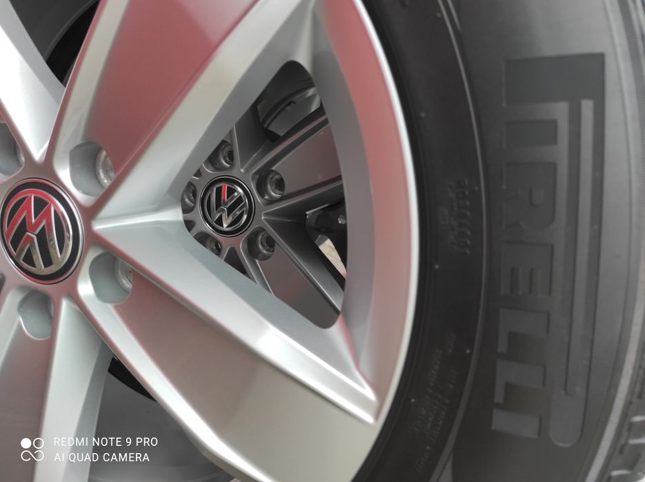 17" Оригинални джанти за Фолксваген гуми 215 65 17 Pirelli4бр/Bridgest