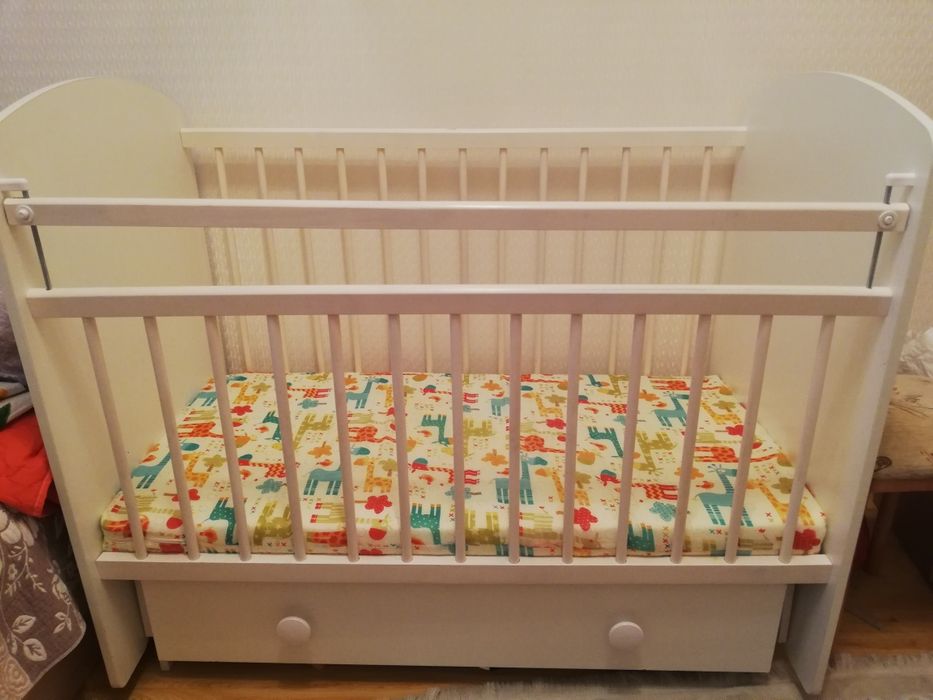 Срочно Продаётся манеж в отл состояний