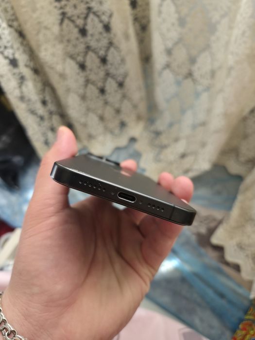 Продам iPhone 15 Pro Max 256gb 90%