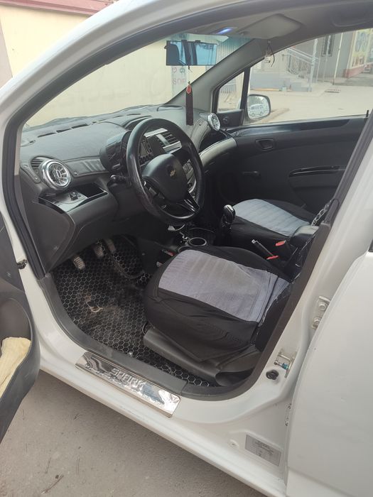 Chevrolet Spark 2011