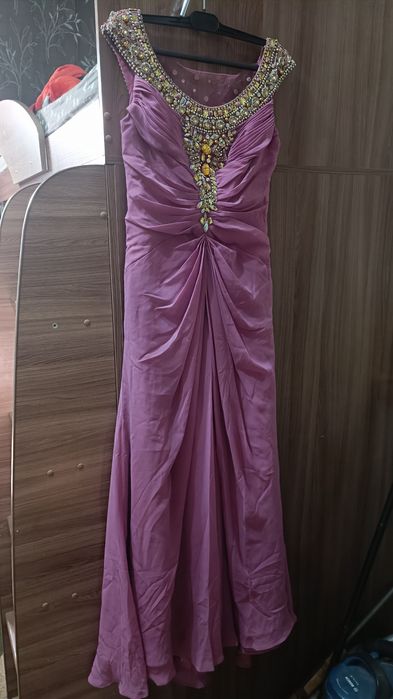 Вечернее платье на корпоратив