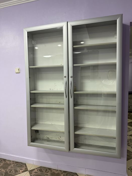 Продам шкаф навесной