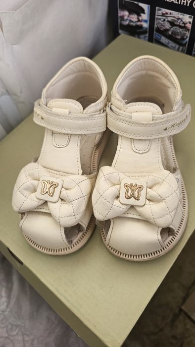 Сандали детские для девочек