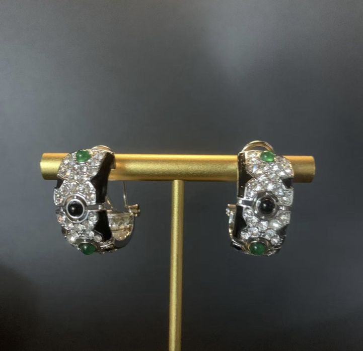 Әйелдер сақина и сырға