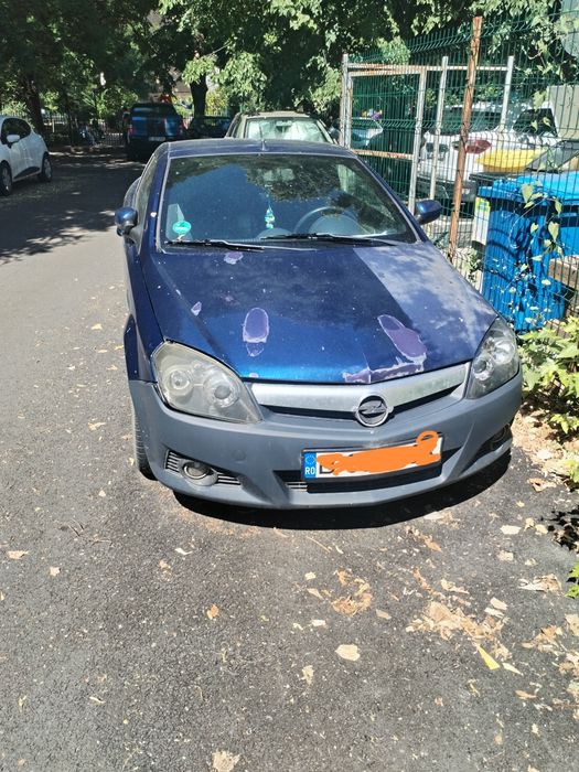 Opel tigra twintop decapotabil