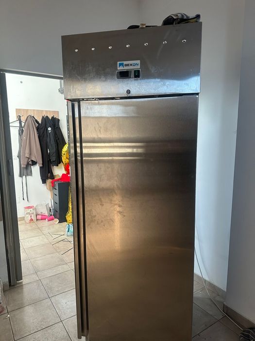 Frigider Inox bexon  700 litri