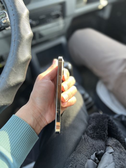 Iphone13pro sroshni sotiladi