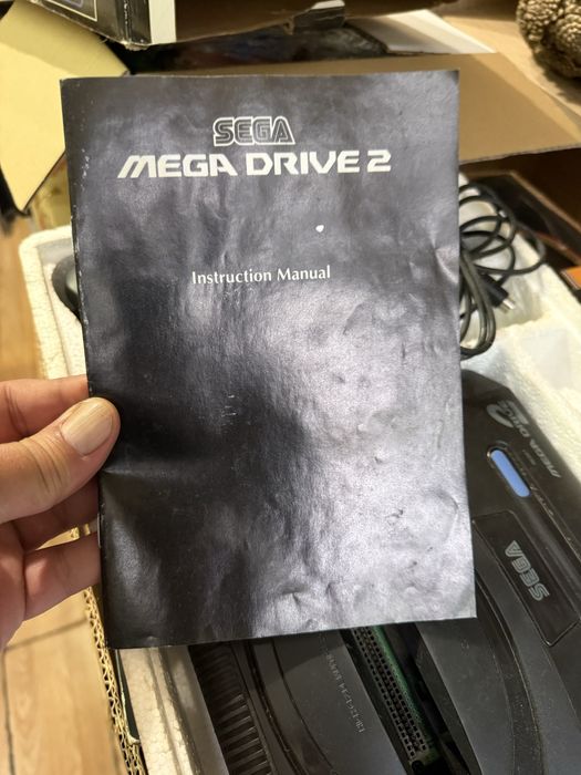 стара игрова конзола сега мега драйв 2