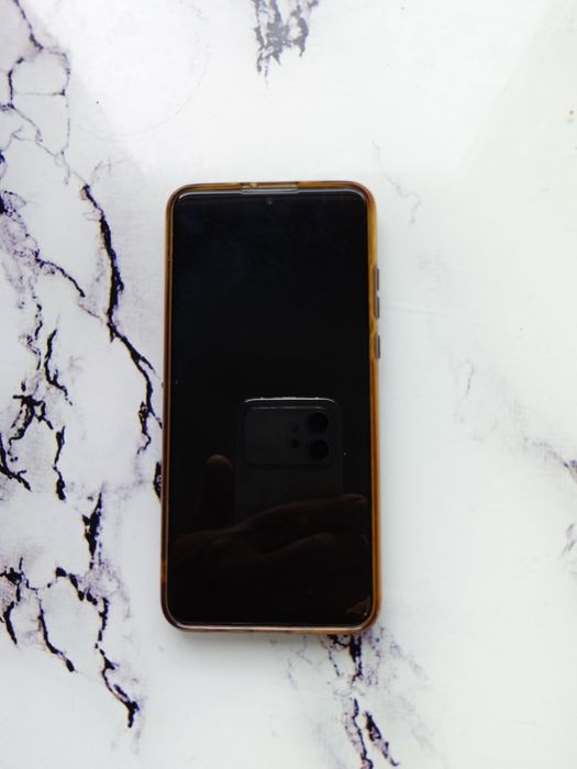 Продам смартфон Huawei p30 lait
