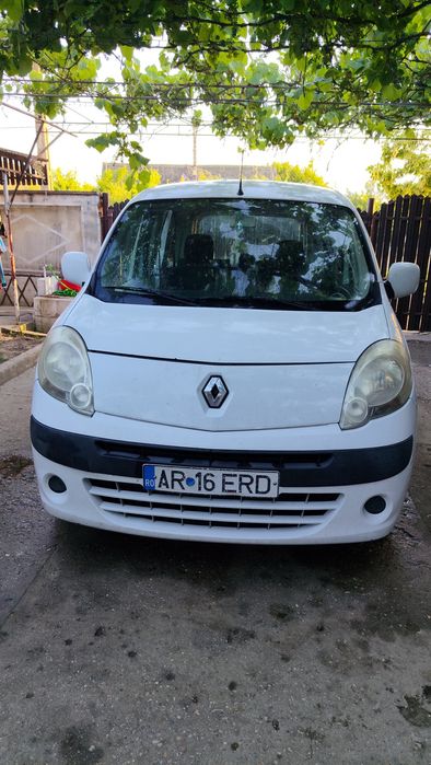 RENAULT Kangoo