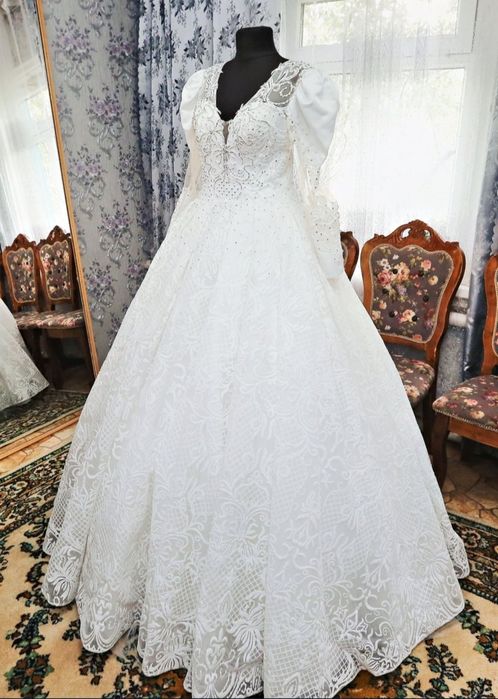 Свадебное платье 42-48 р-р