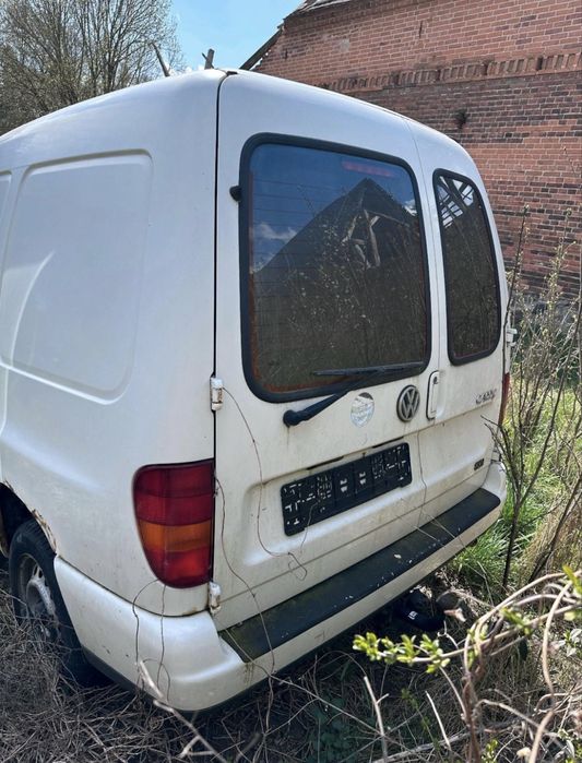 Volkswagen caddy 1.9 sdi НА ЧАСТИ