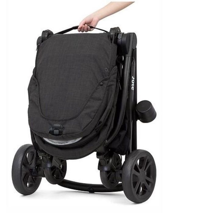 Коляска Joiе.