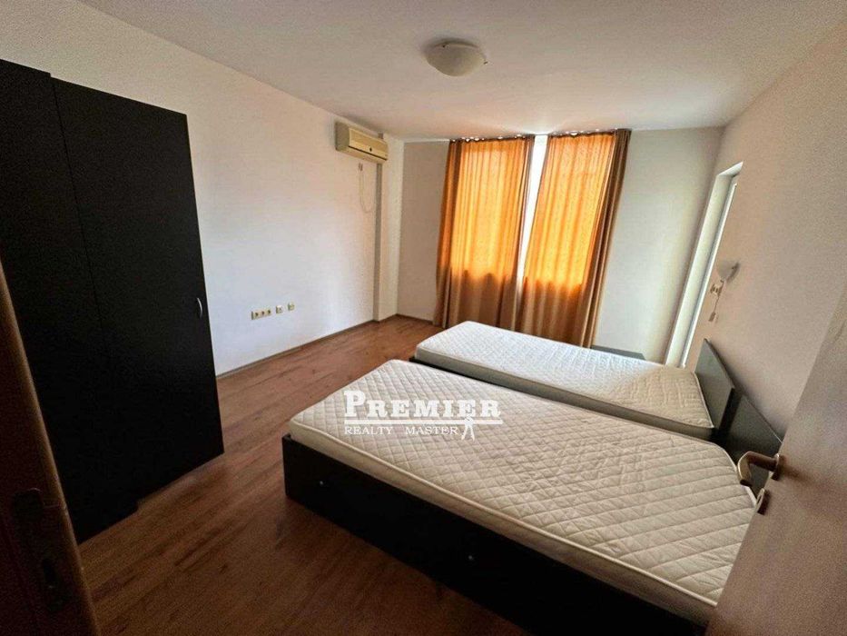 Продава се Тристаен апартамент в Бургас, Акациите - 84 кв.м за 941 €/кв.м - Снимка #5