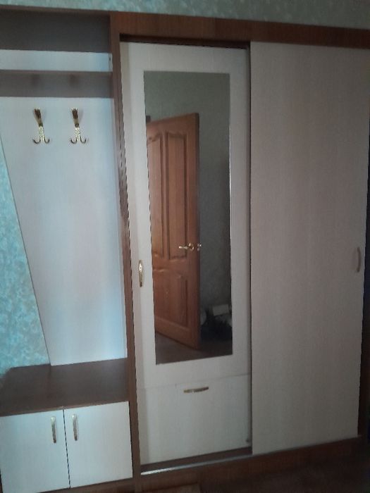 Срочно продам прихожую