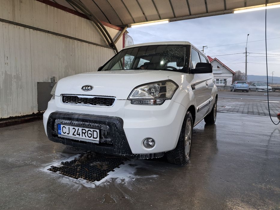 KIA Soul 2010, benzină