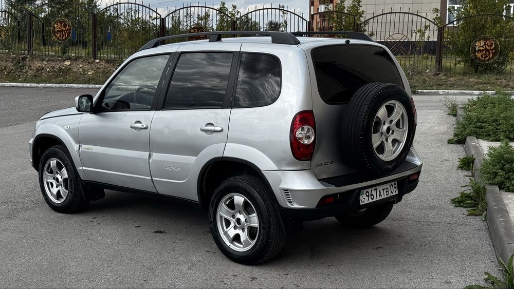 Chevrolet Niva 2013 года