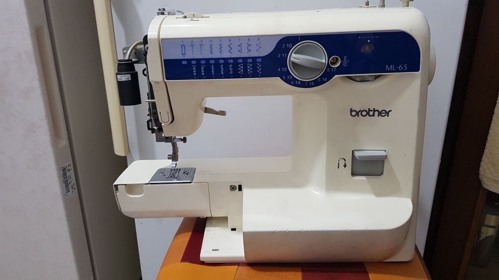 Швецная машина Brother