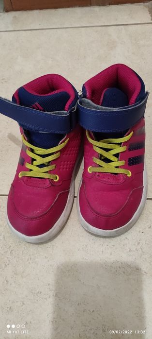 Маратонки и сандали Nike,Adidas 27 и 24 номер