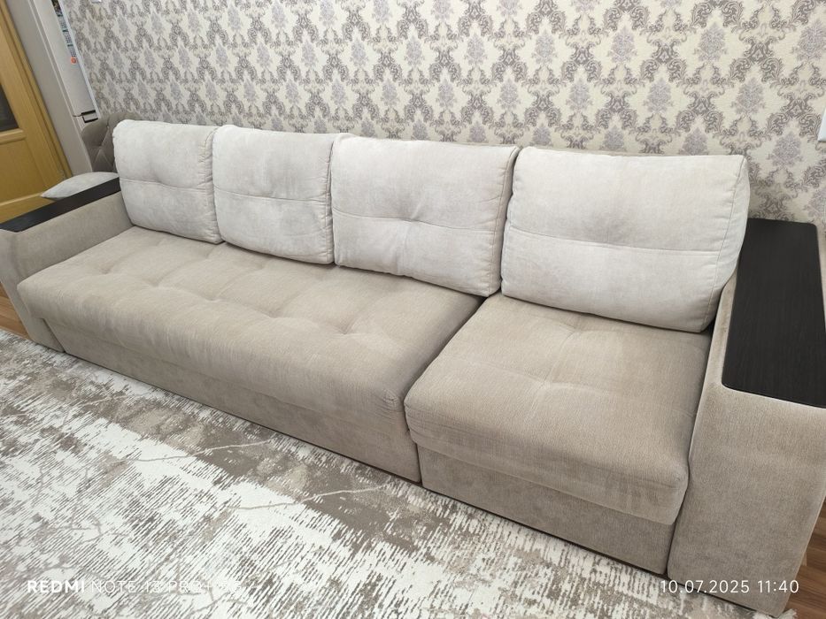 Диван в отличном состоянии